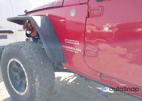 2010 Jeep Wrangler Unlimited Rubicon из США, поврежденный, VIN 1J4BA6H11AL128604